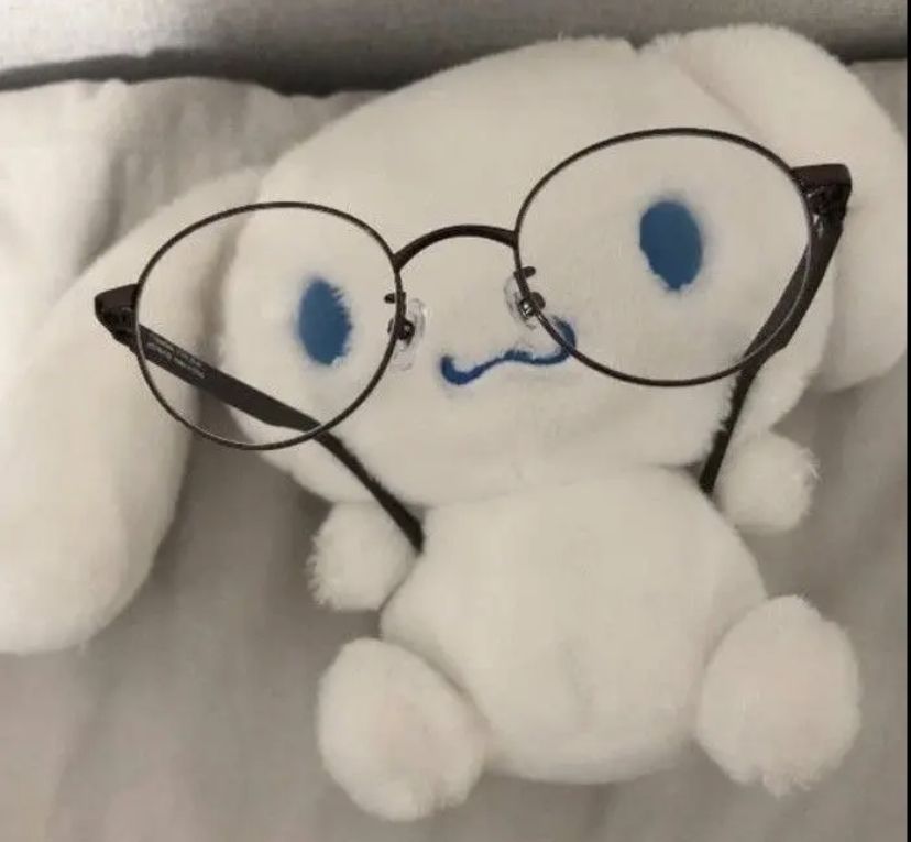 cat with glasses pfp 0077