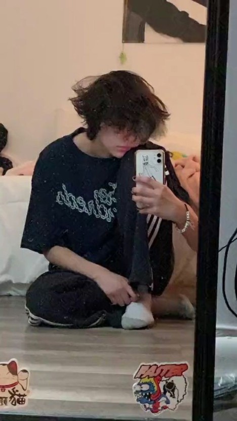 emo boy pfp 0041